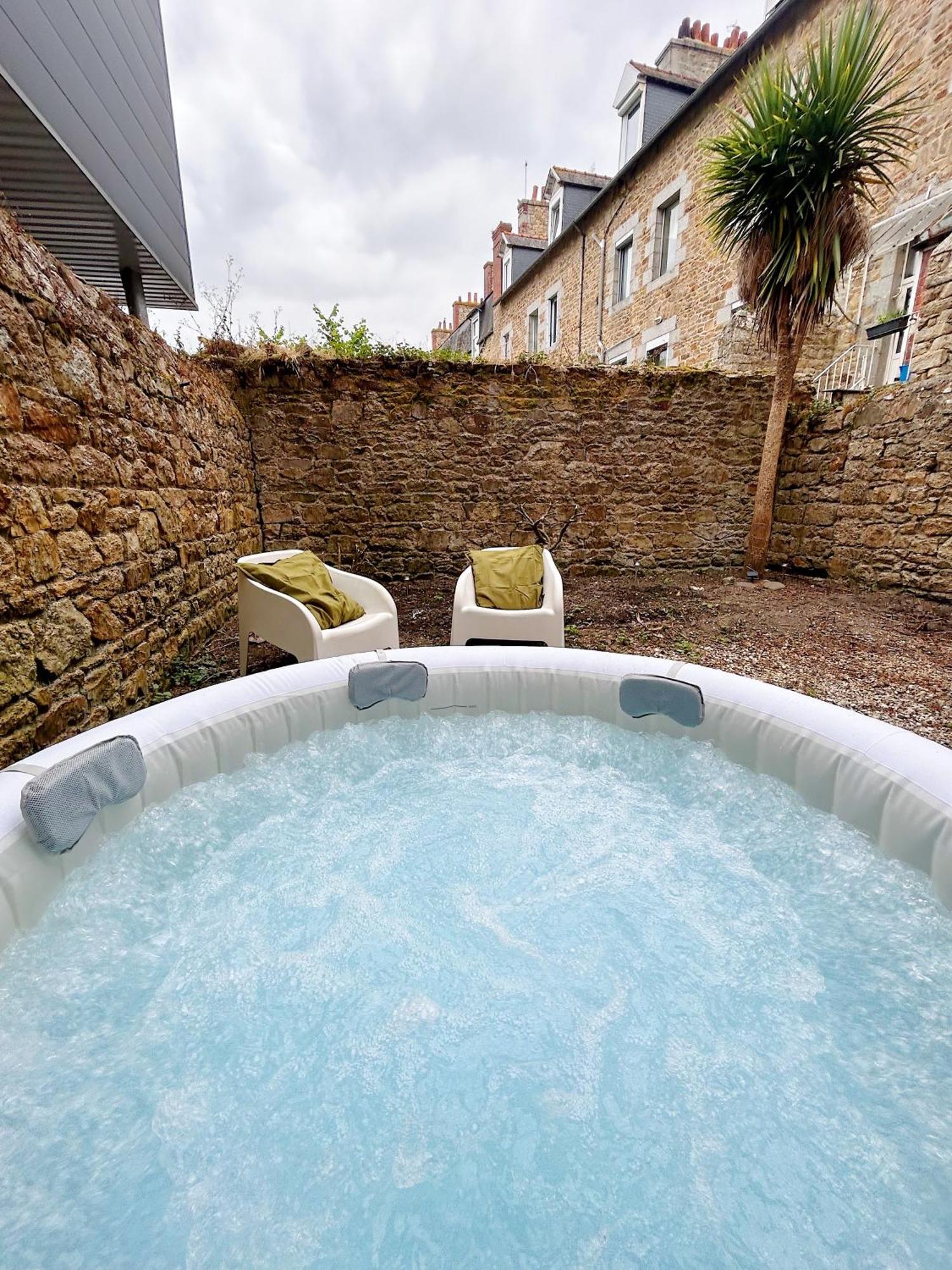 Holiday home Jolie Maison Familiale
